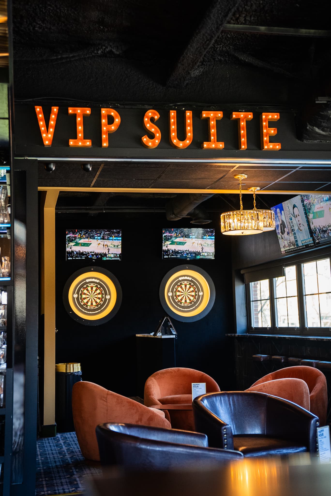 Signature cocktail service